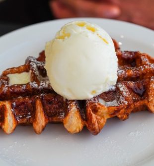 Brunch Roskilde: En Smagfuld Oplevelse for Eventyrrejsende og Backpackere